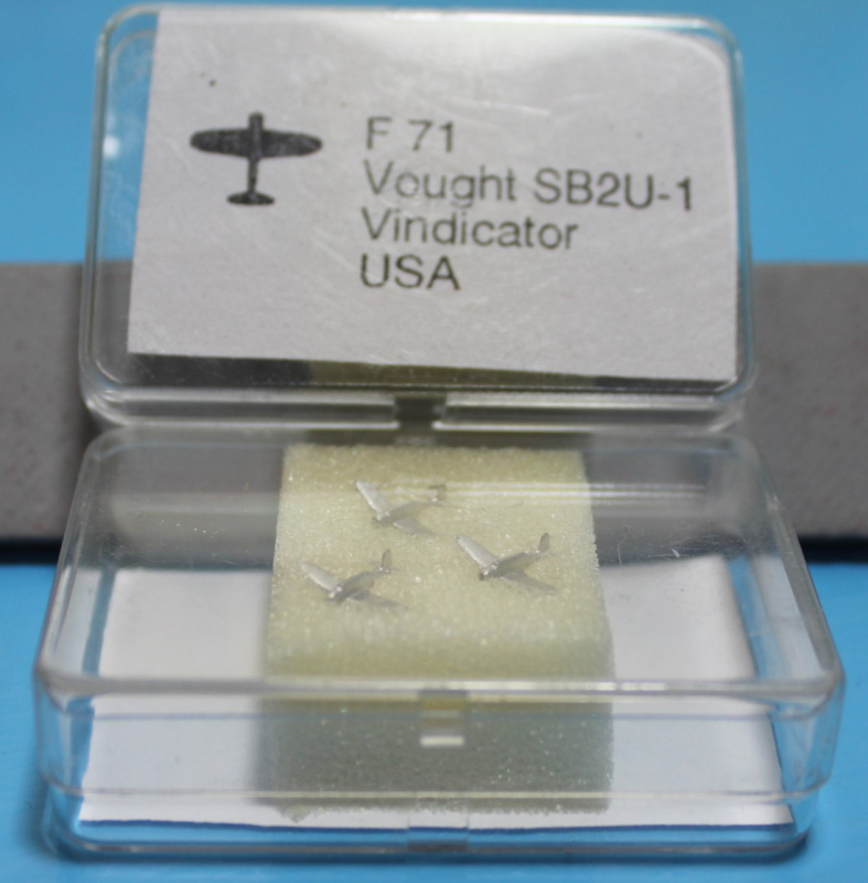 F 71 Vought SB2U-1 "Vindicator" (3 p.) USA 1936